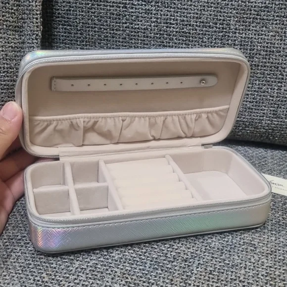 LOVISA Jewelry Storage Case - Picture 8 of 13